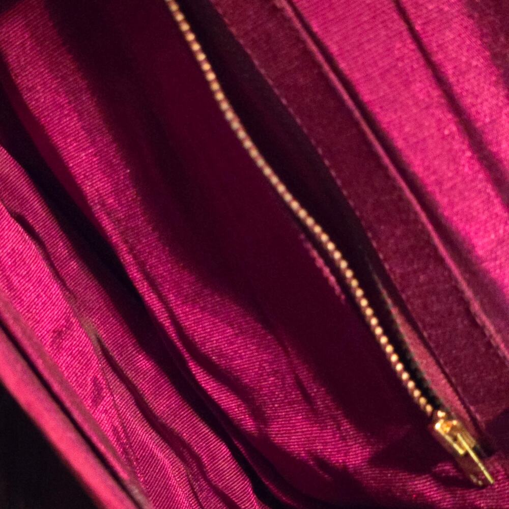 80s Vintage Maroon Clutch - Picture 5 of 6